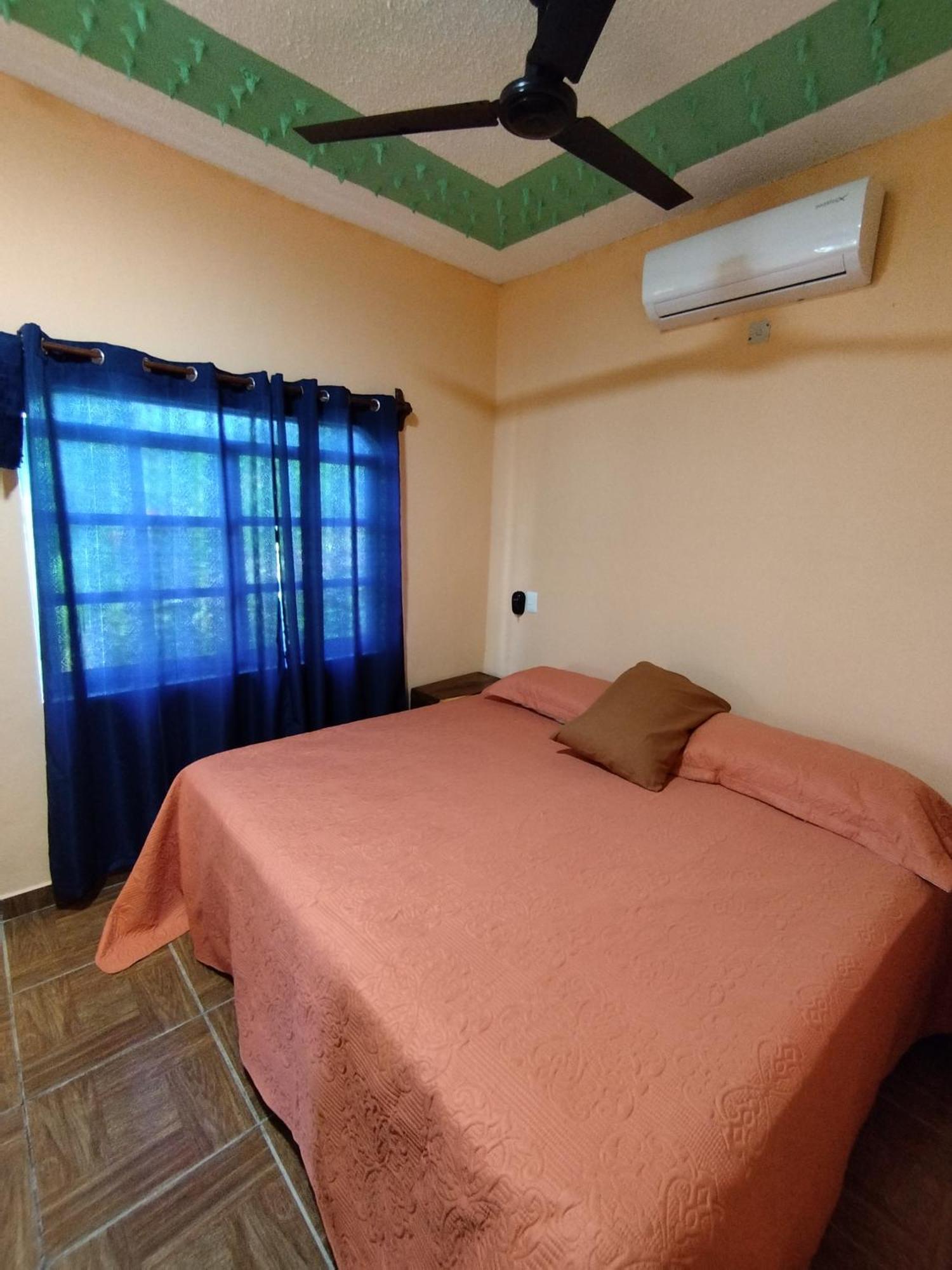 Barra De La Cruz Surf Camp "Barradise" Room 2 Bagian luar foto